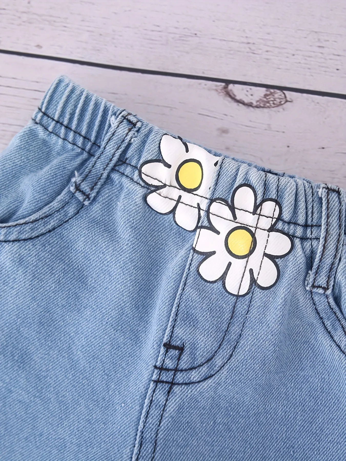 Denim Jeans with Floral Daisy Print – Cute & Comfortable