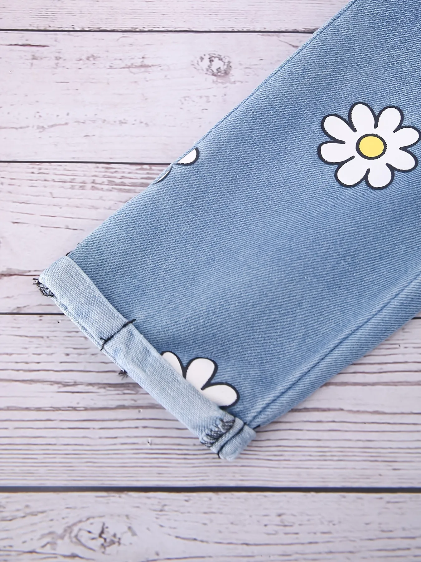 Denim Jeans with Floral Daisy Print – Cute & Comfortable