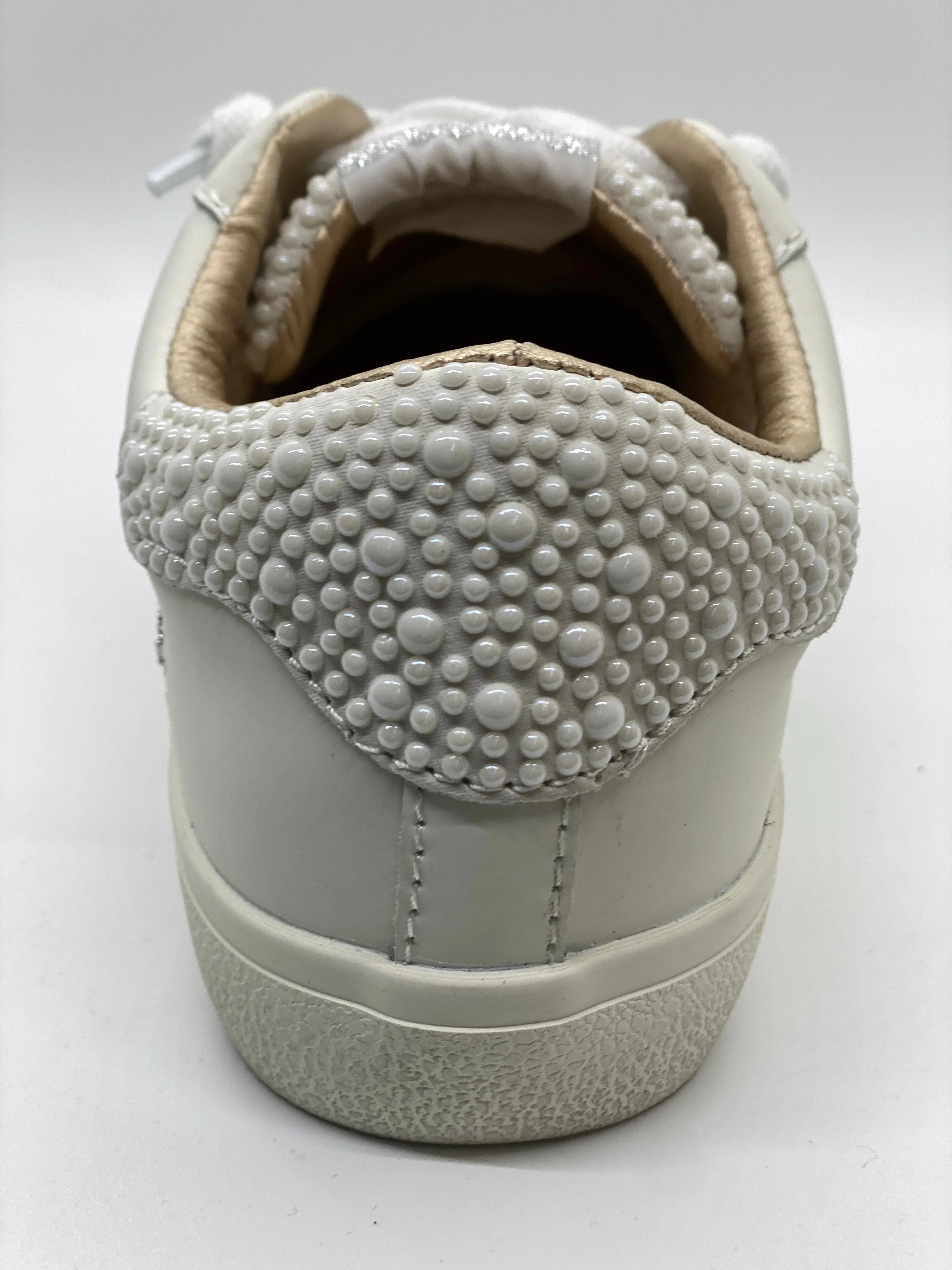 Isa Pearl Sneaker