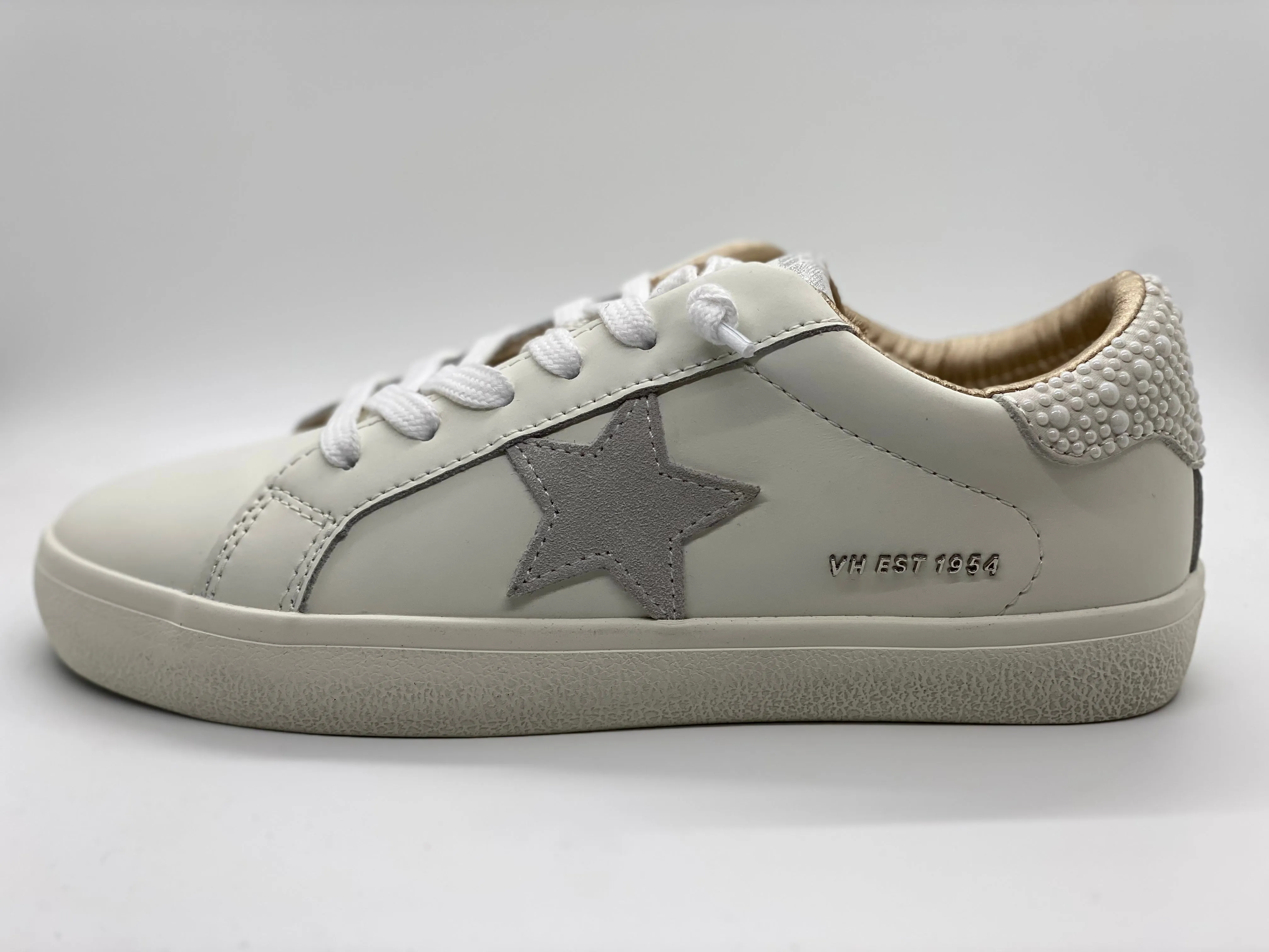 Isa Pearl Sneaker