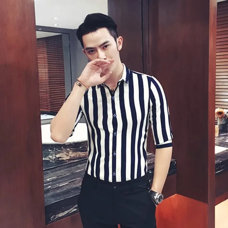 Men's Summer Short Sleeved Shirt With Stripes
