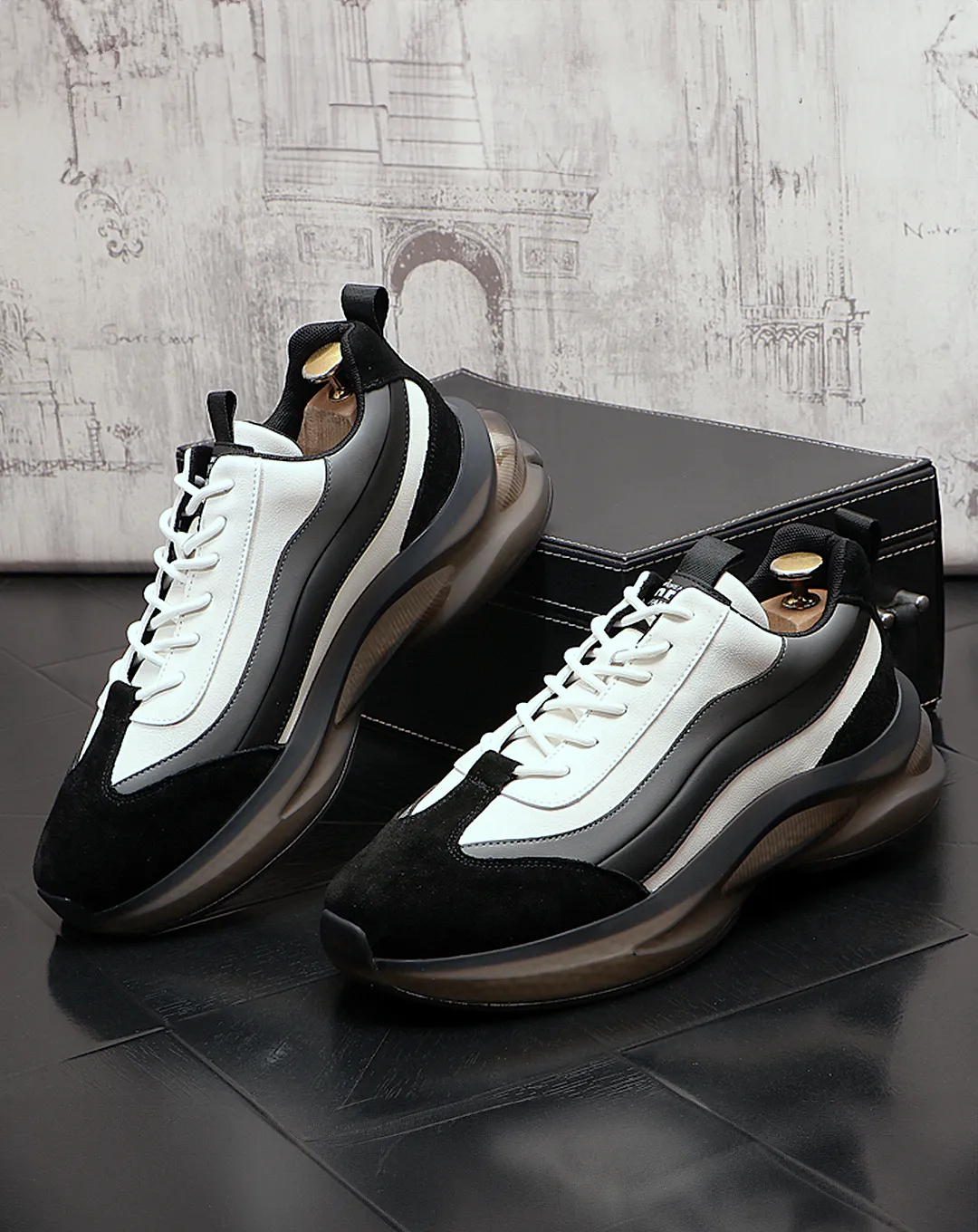 ♂♀Monotone Sporty Sneakers