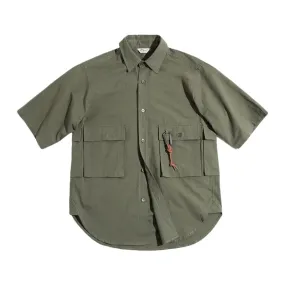 Multi pocket carabiner camping shirt