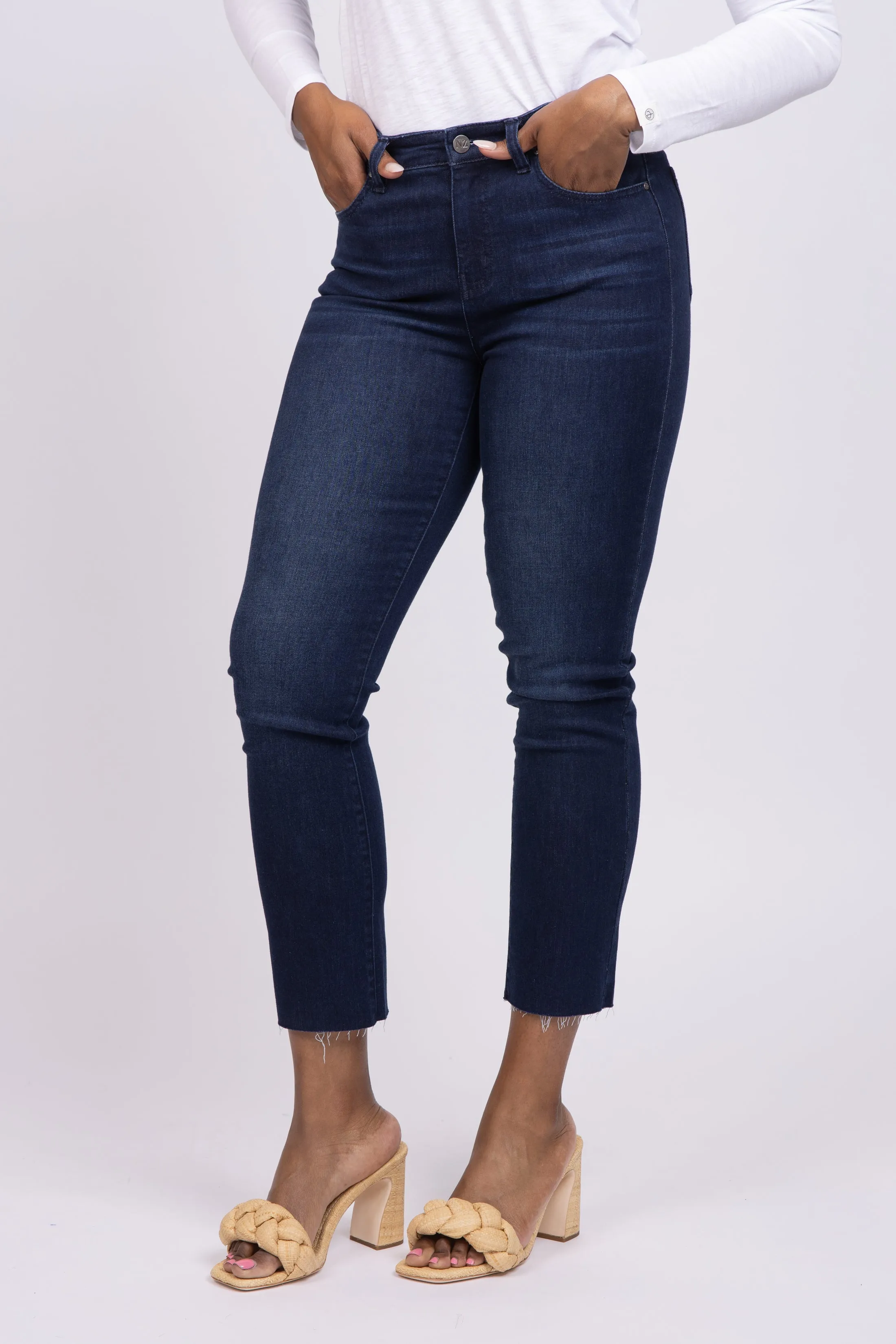 Nic Zoe Nz 28" Mid Rise Straight Ankle Jeans In Twilight