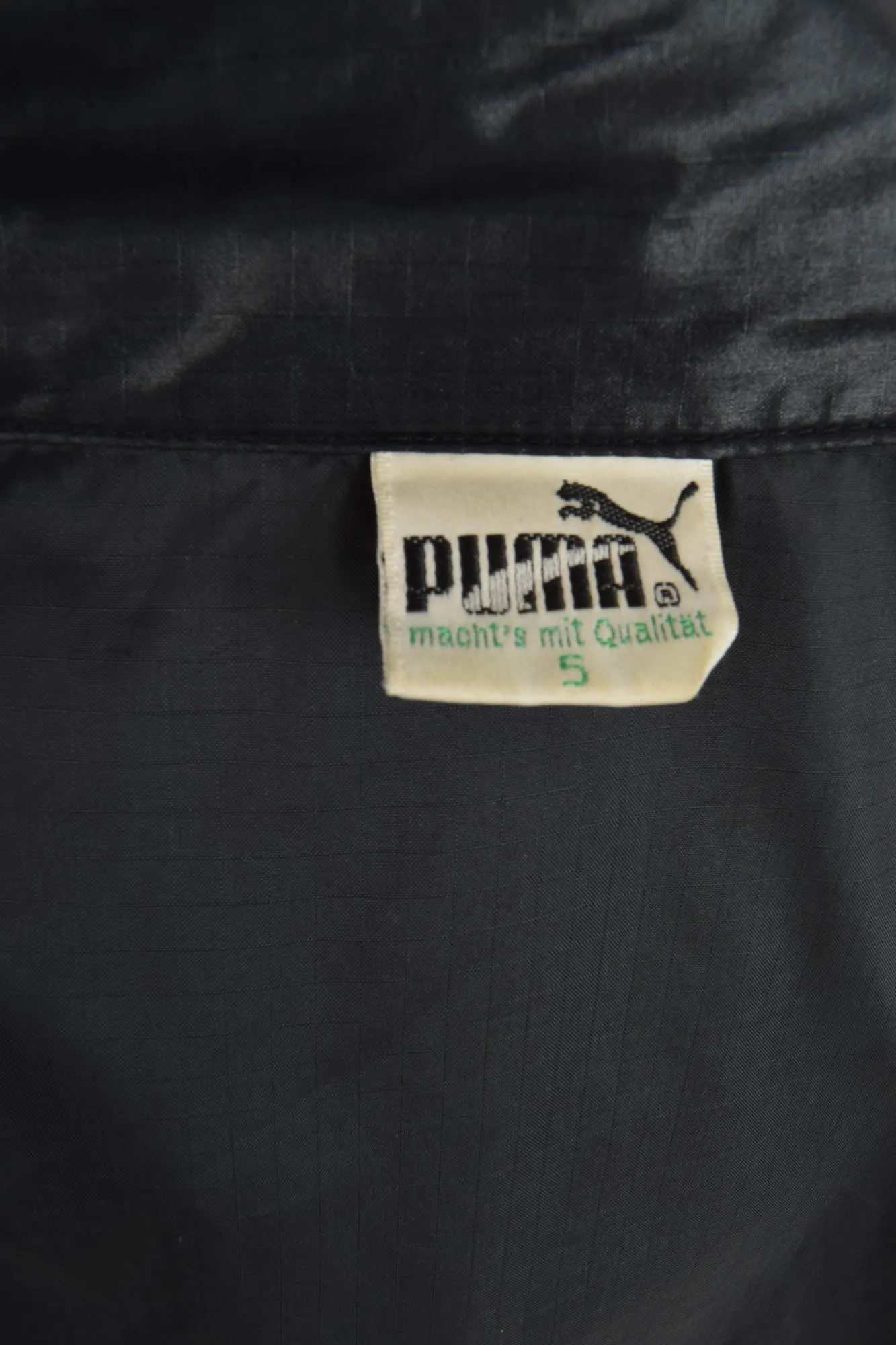 Vintage Puma Windbreaker 90's Size M
